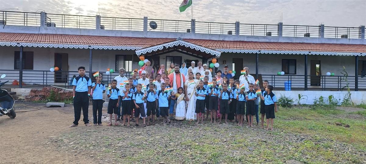 Children at Prathana Balgram